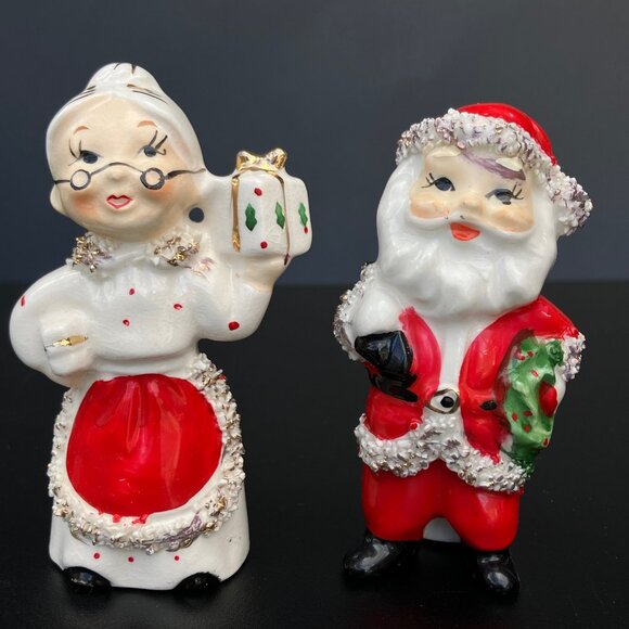 Commodore Spaghetti Trim Santa and Mrs Claus Candle Holders - set of 2 - Picture 10 of 10